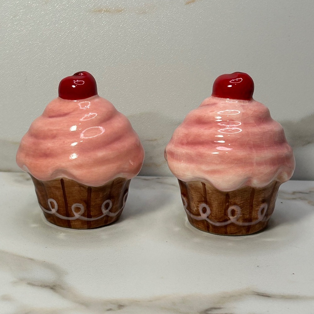 Robin Roderick Pink Cupcake Salt and Pepper Shakers Ceramic Cherry Set